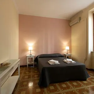 Apartment Domus Candia, Rome